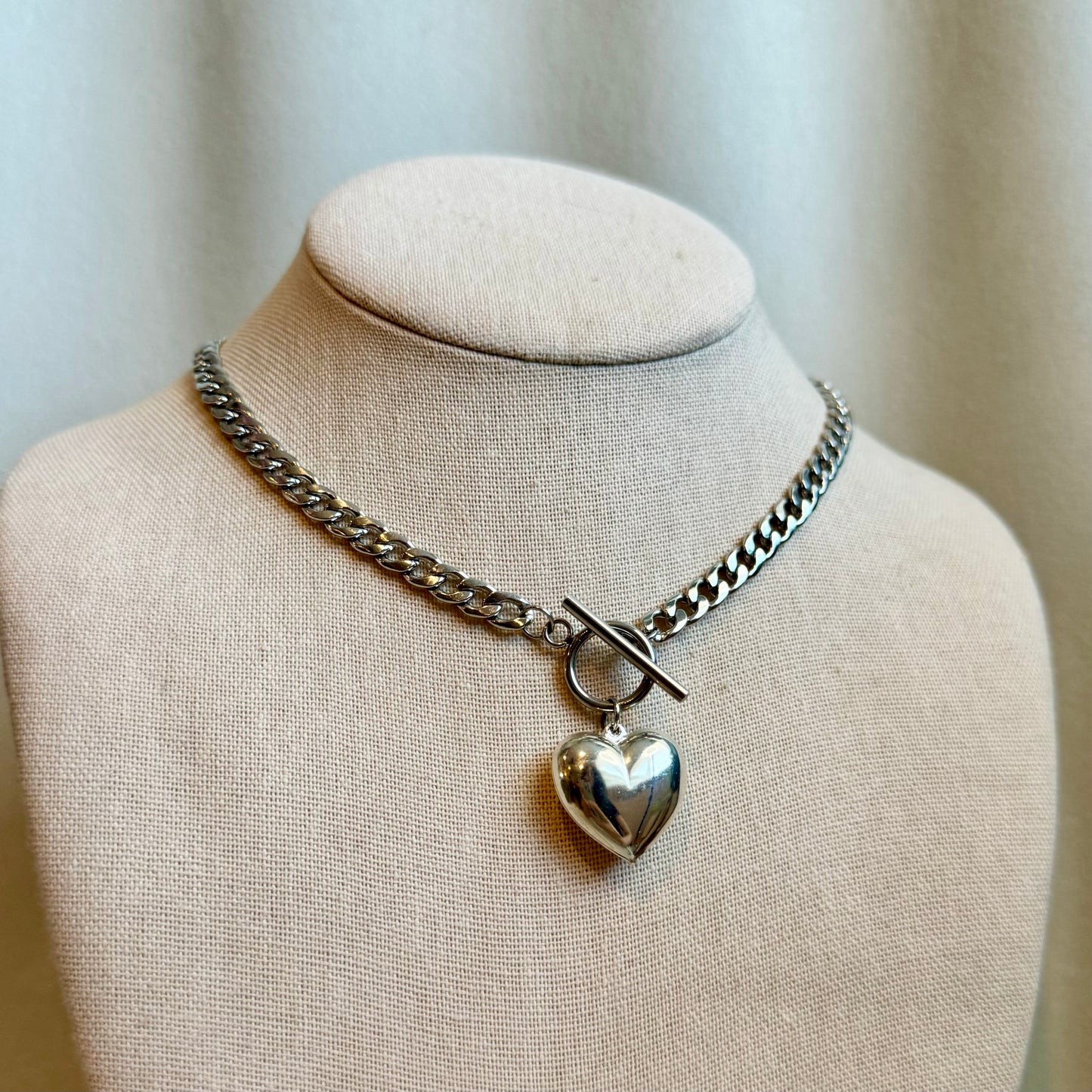 Puffy Heart Toggle Choker