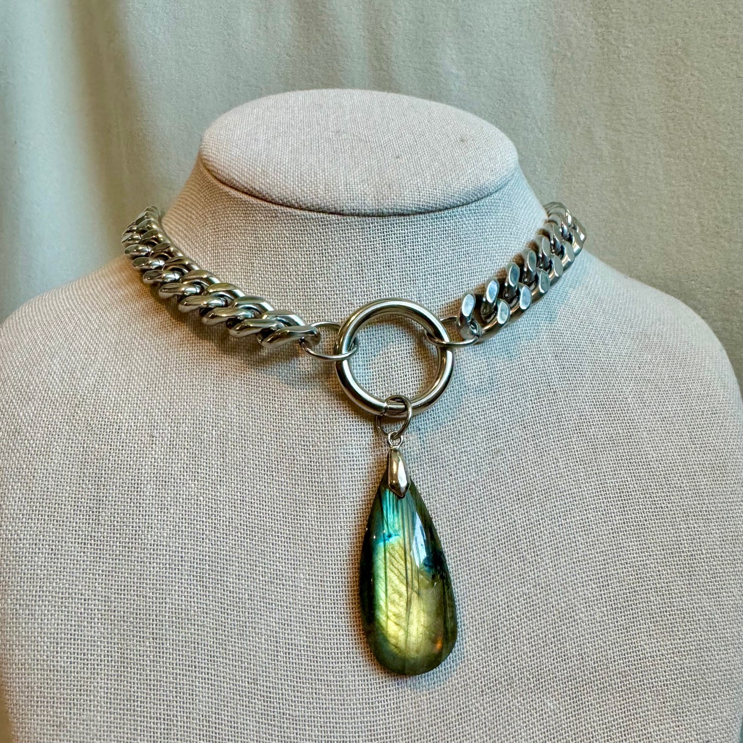 Labradorite “O” Ring Chunky Choker