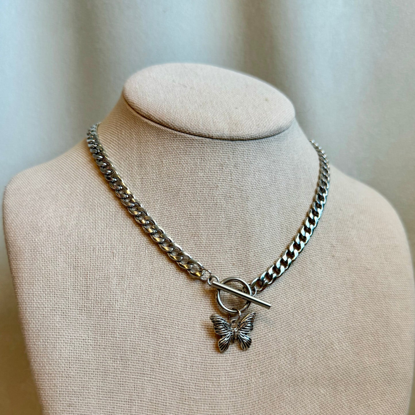 Butterfly Toggle Choker