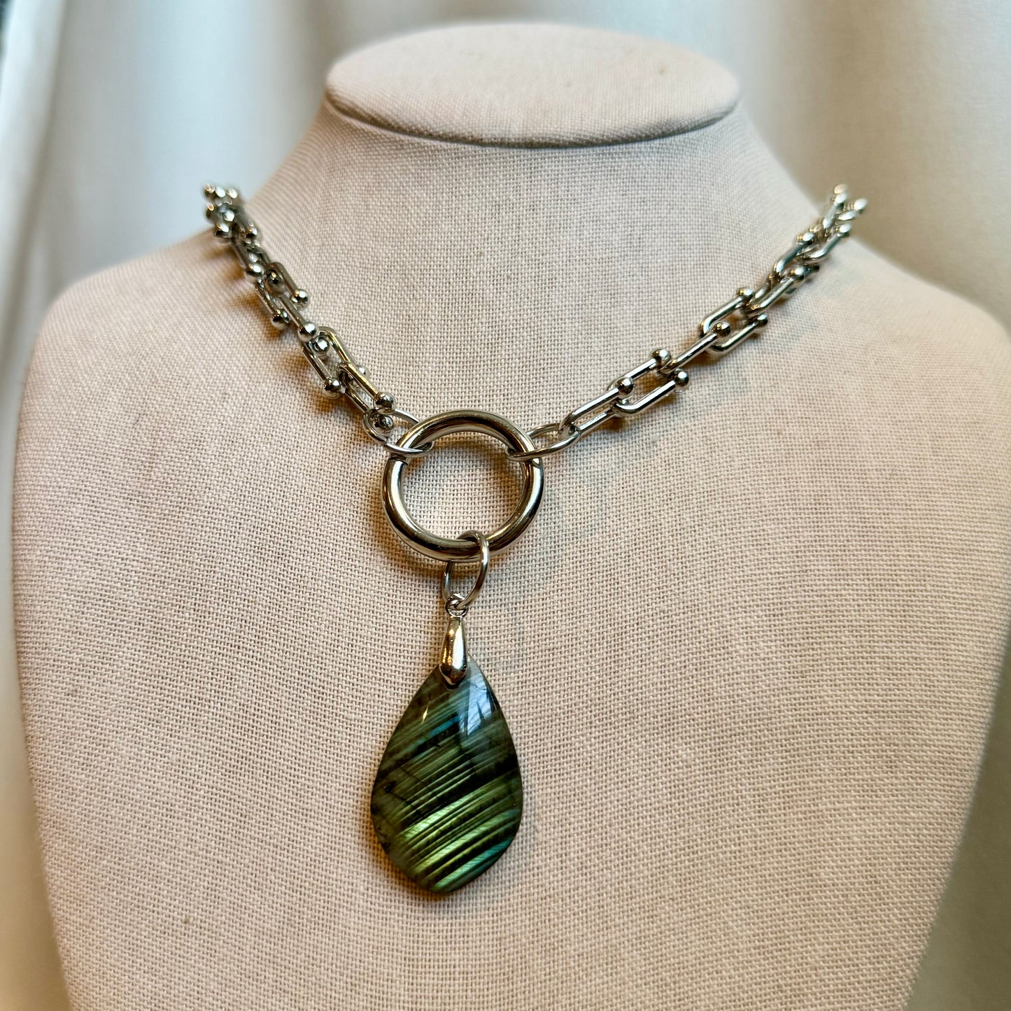 Labradorite “O” Ring Chunky Chain Pendant