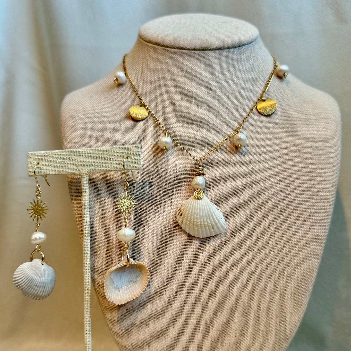 Shell Freshwater Pearl Set