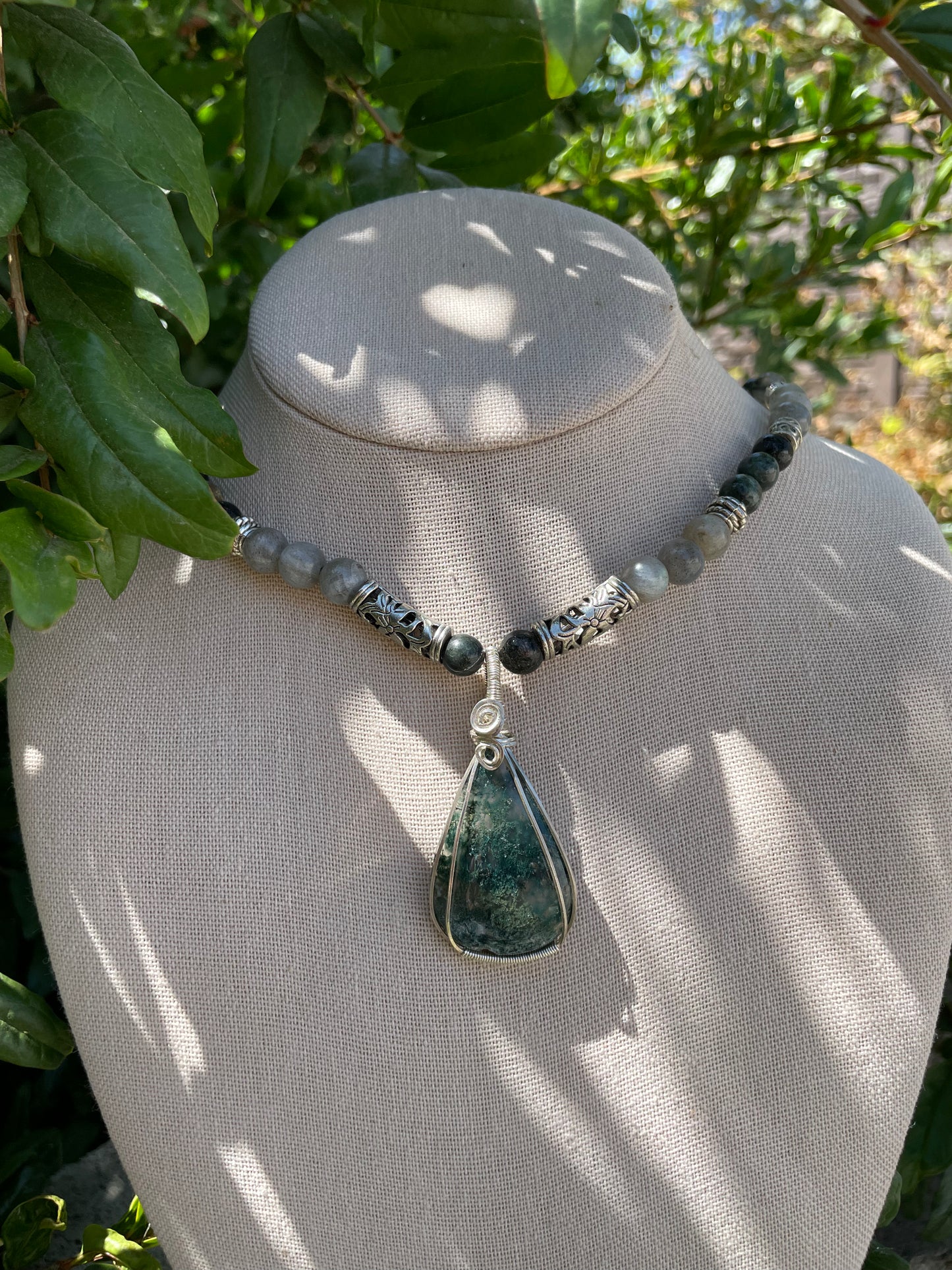Moss Agate x Labradorite Beaded Choker