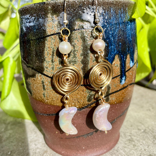 Freshwater Pearl Moon Spiral Earrings