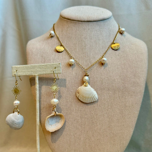 Shell Freshwater Pearl Set